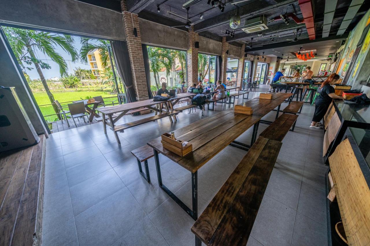 Mad Monkey Hoi An Hostel Exterior foto