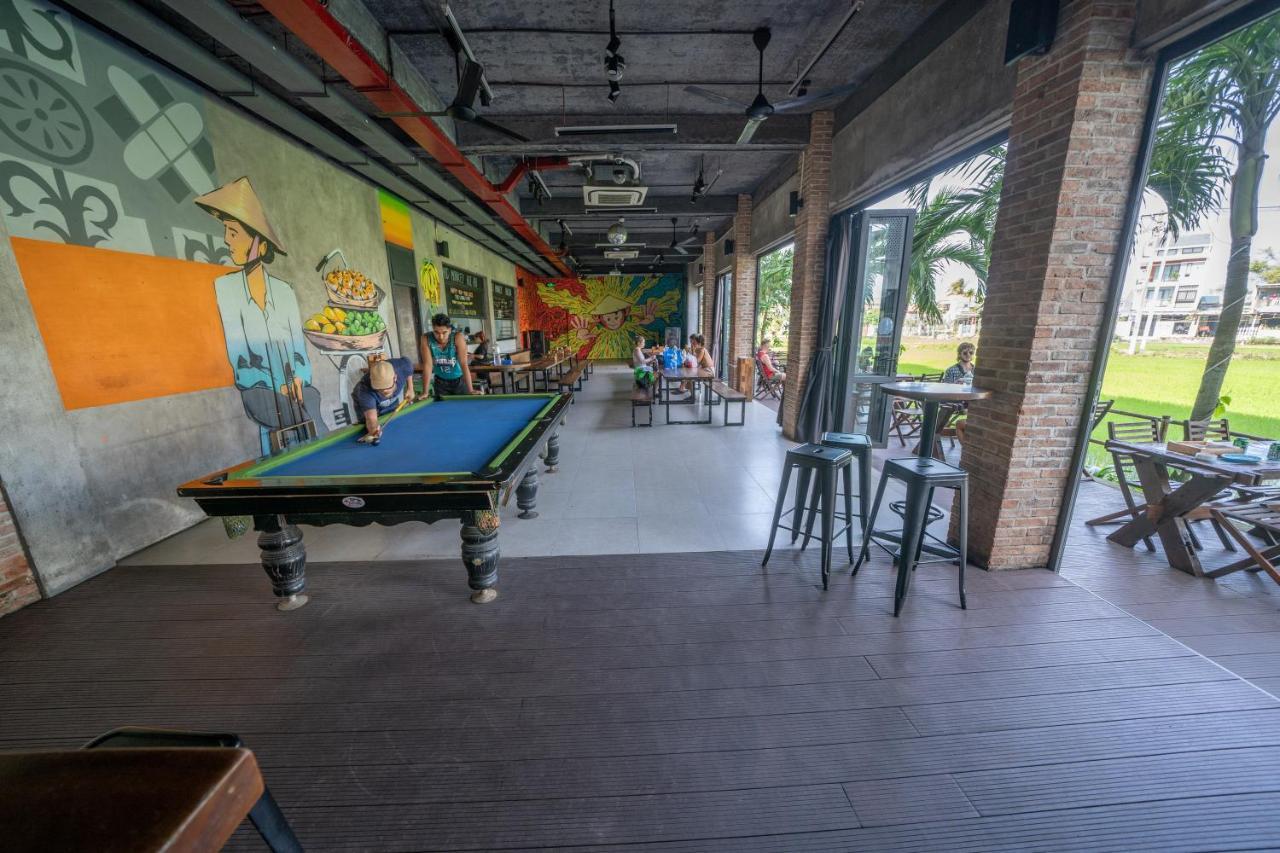 Mad Monkey Hoi An Hostel Exterior foto