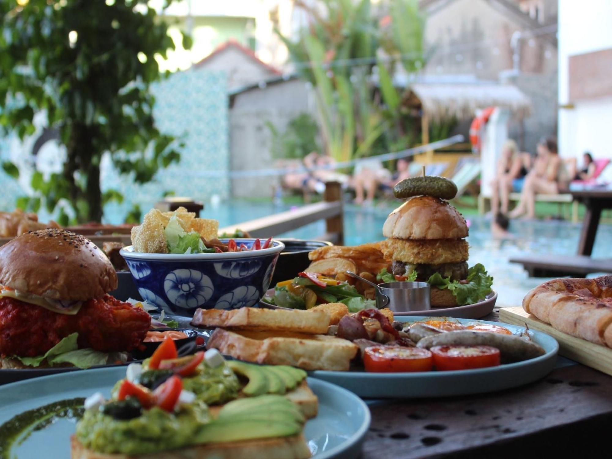 Mad Monkey Hoi An Hostel Exterior foto